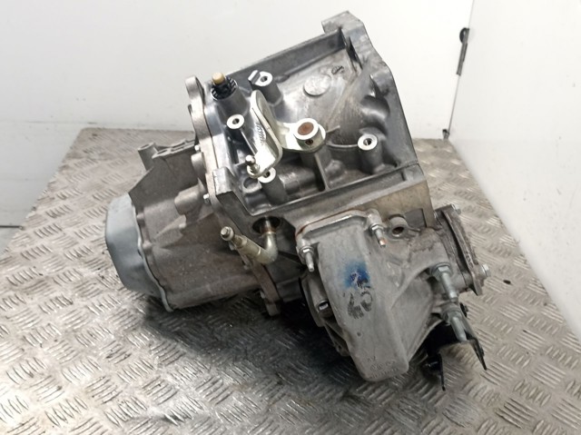 КПП в зборі Peugeot/Citroen 20ET52