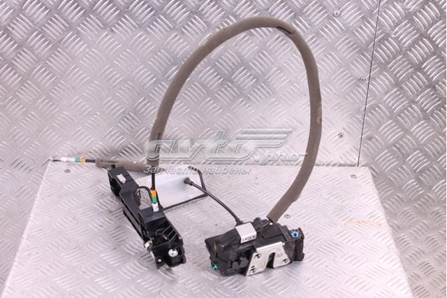 Замок дверей водія Nissan/Infiniti 805015NA0A