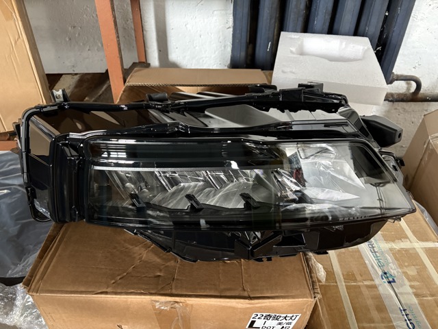 Основна фара - вставка Plrsolutions PLR51RR601 ціна, від 211.05 USD