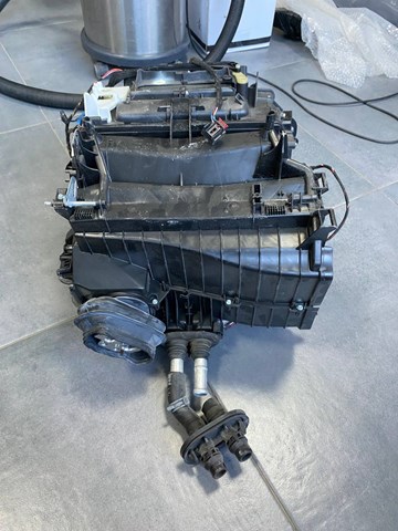 8T1820005 VAG 