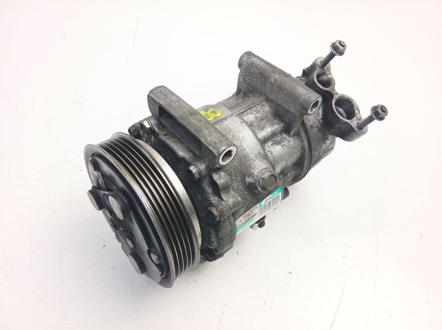 Компресор кондиціонера 9213175 BMW