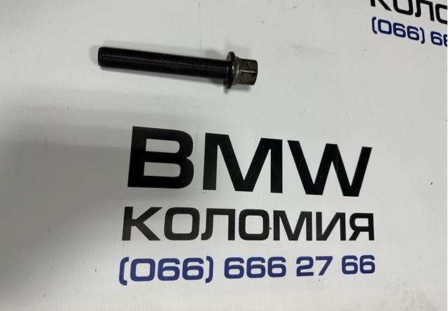  Болт колінвалу BMW 5 