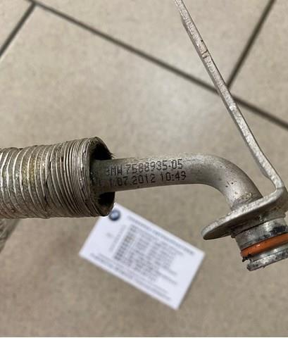 Купити 11537588935 BMW Шланг/патрубок рідинного охолодження турбіни, подача