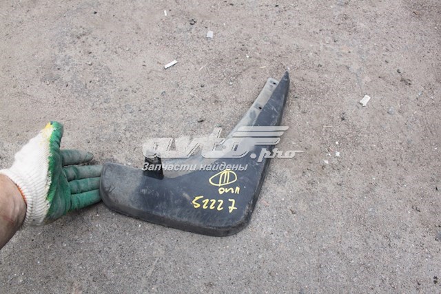 Купити 999J25U004 Nissan/Infiniti Бризковики задніх арок