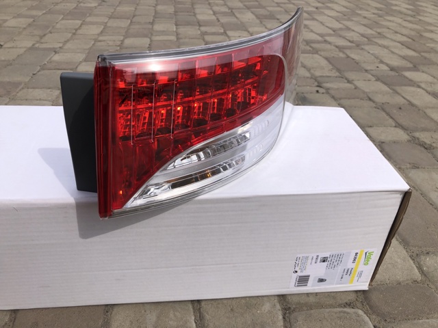 Ліхтар задній правий, зовнішній FP7020F2E FPS