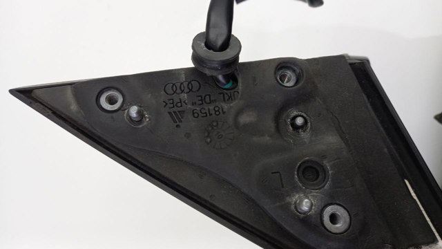8T8857409 VAG 