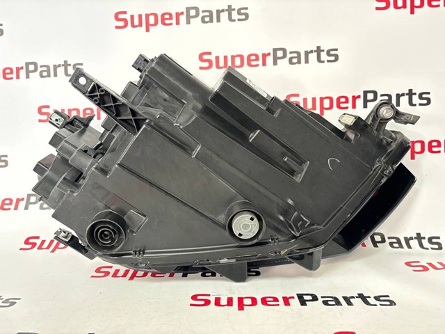 Фари TYC FP7447R3T ціна, від 443.39 USD