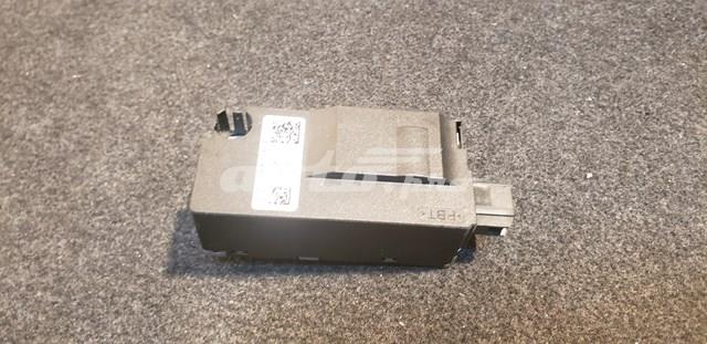 A0999000400 Mercedes 