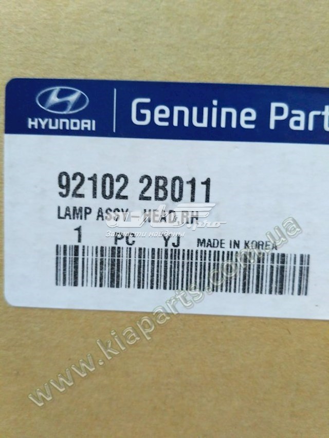 Купити 921022B011 Hyundai/Kia Права блок фара