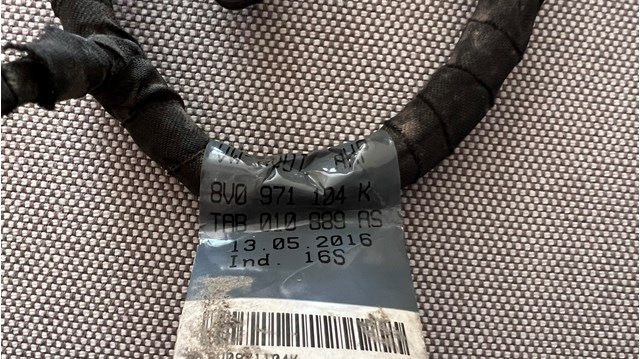  VAG 8V0971104K ціна, від 141.08 USD