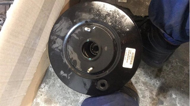 Купити EG9C2B195NA Ford 