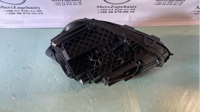 Основна фара - вставка Mercedes A2479066403 ціна, від 1024.06 USD