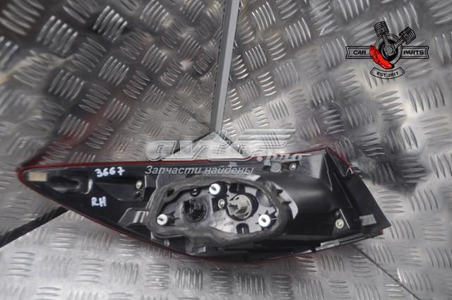 BHN151150B Mazda Ліхтар задній правий, зовнішній