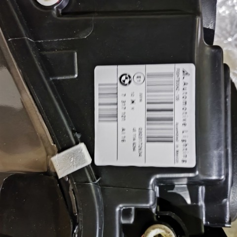Купити 63127401132 BMW Фара правая