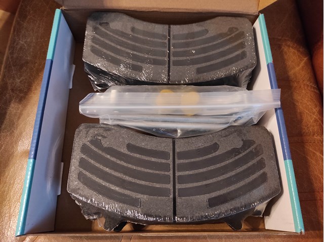 Гальмівні колодки Rider ST29279PRO ціна, від 111.22 USD
