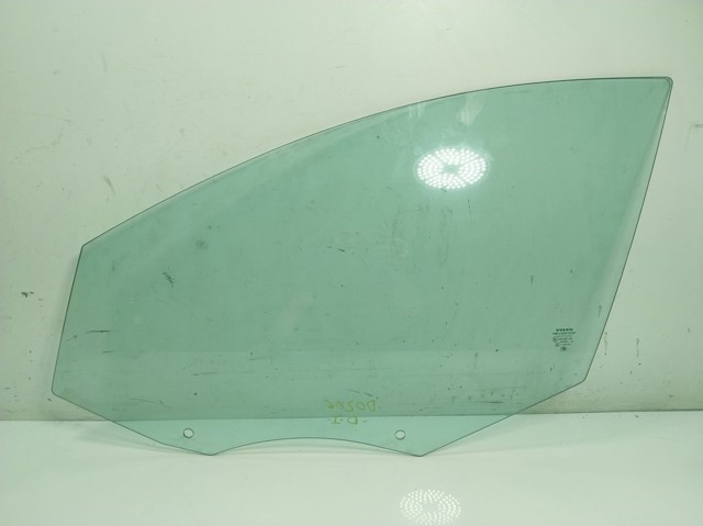 Скло водійських дверей Volvo 31386792