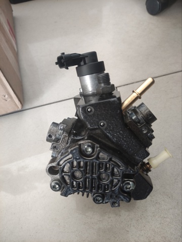 Купити 0445010324 Bosch Насос паливний високого тиску (ПНВТ) - DIESEL