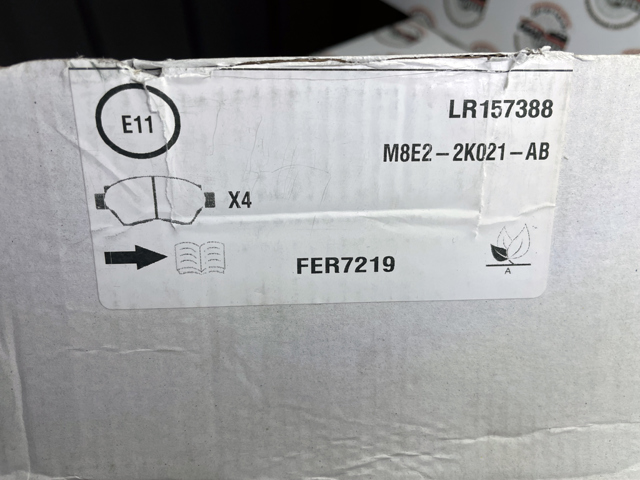 Гальмівні колодки Land Rover LR157388 ціна, від 149.93 USD