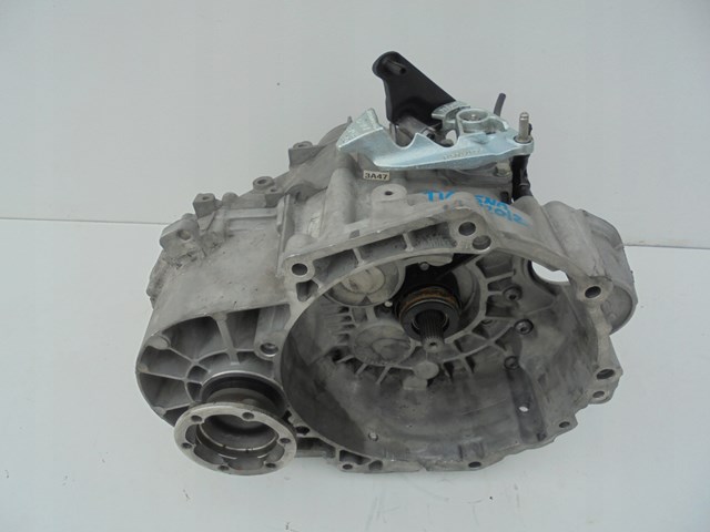 Коробка передач 02Q301103 VAG