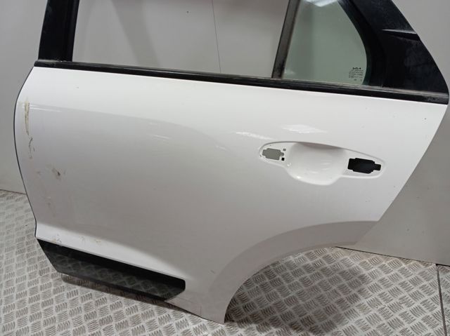 Двері задні Hyundai/Kia 77003AT000 ціна, від 493.23 USD