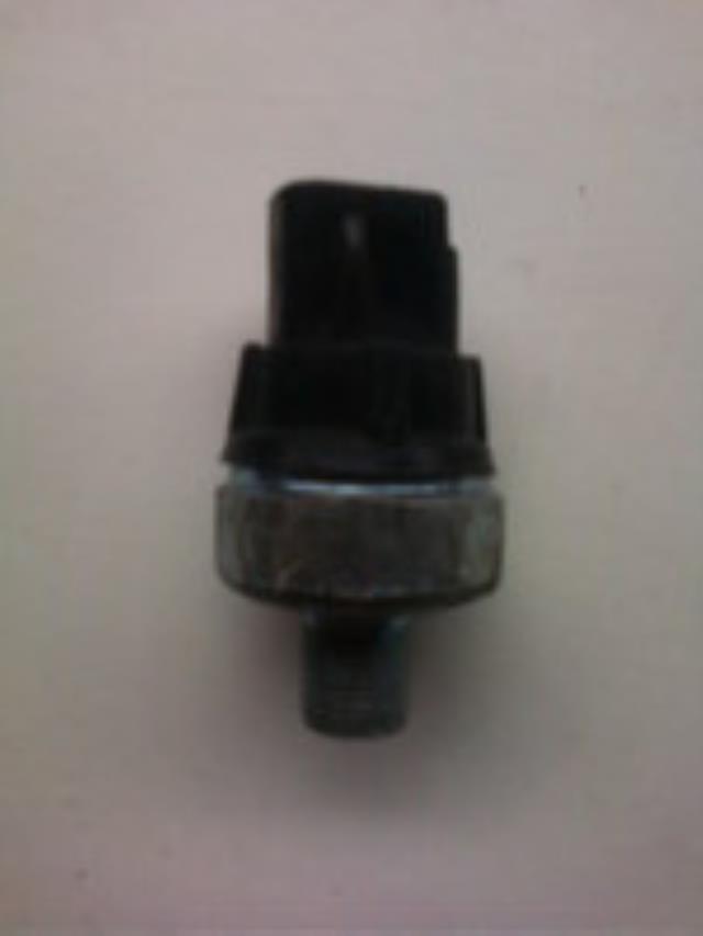 Манометри (показник тиску масла) Geely E020600005 ціна, від 3.47 USD