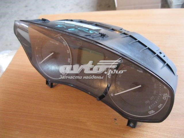 Щиток приладів (комбінація) VAG 1Z0920910D