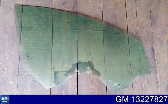 Скло пасажирських дверей General Motors 13227827