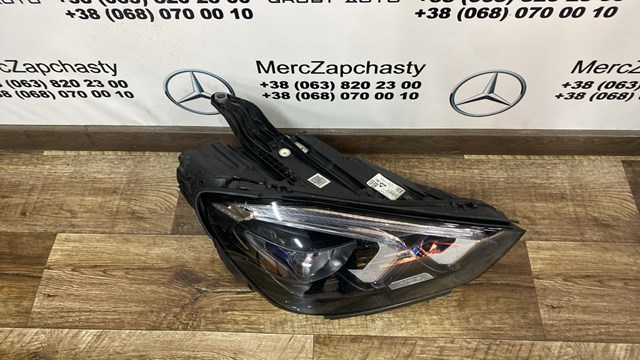 A1679065608 Mercedes 