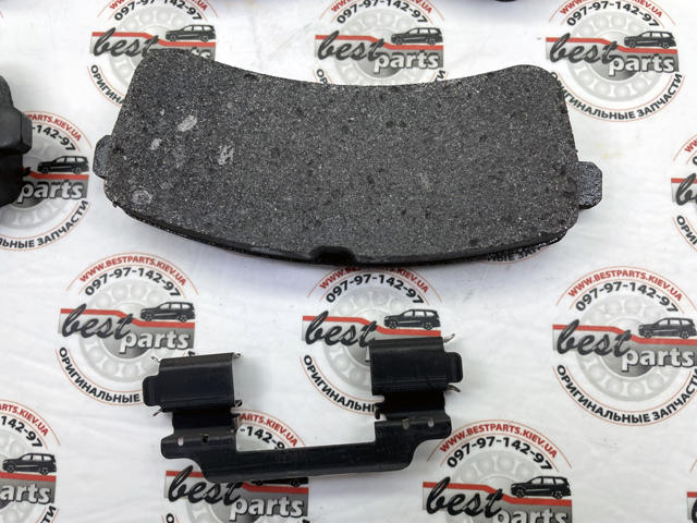 A0004203104 Mercedes Колодки гальмівні задні, дискові