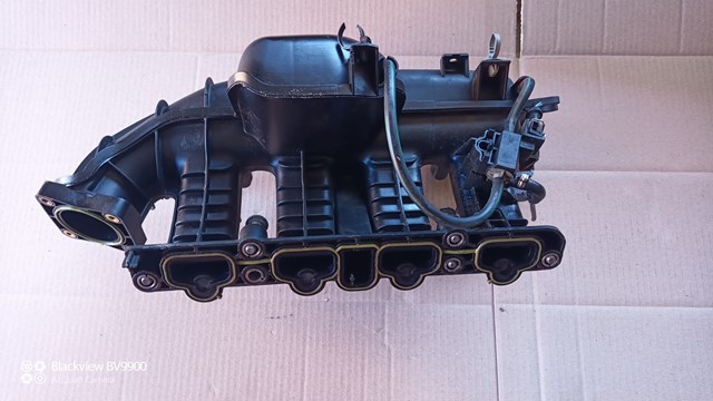 55573170 General Motors Колектор впускний