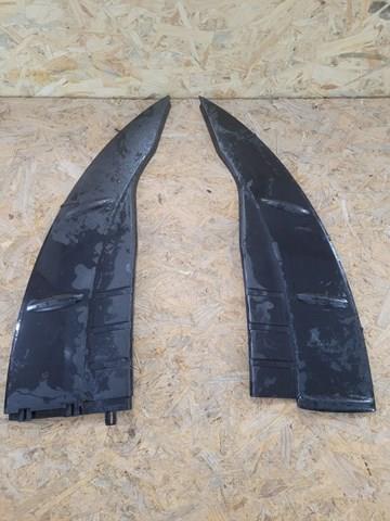 Накладка капоту 658363NA1A Nissan/Infiniti