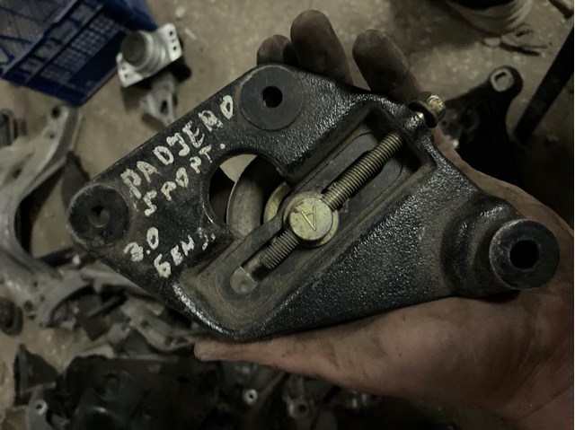  Mitsubishi CAD116B011 ціна, від 19.00 USD
