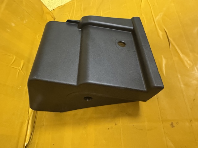 KB7W51W81 Mazda 
