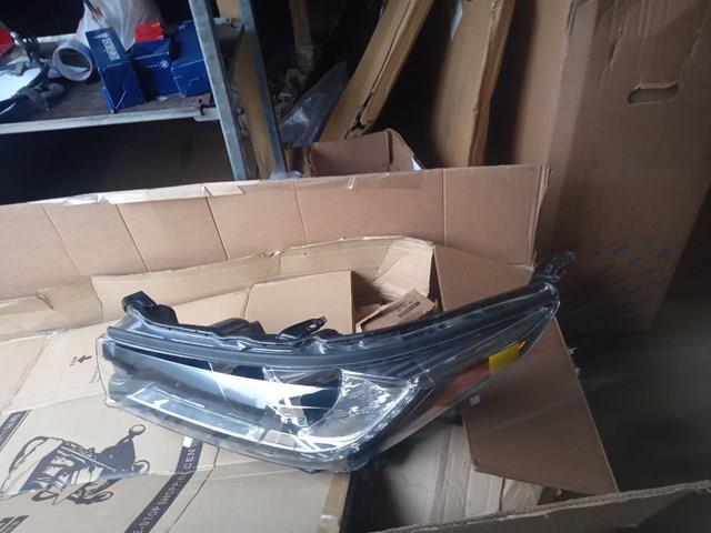 Фара ліва 811500E390 Toyota