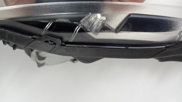 Фара ліва передня Toyota 8115002K30