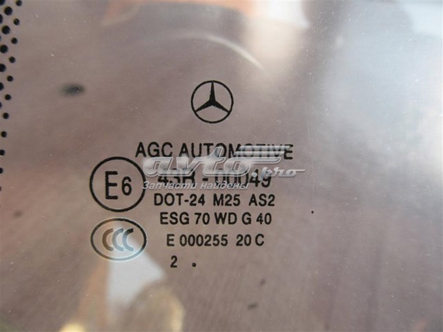 Скло-кватирка двері, задній, лівою на Mercedes C (W204)