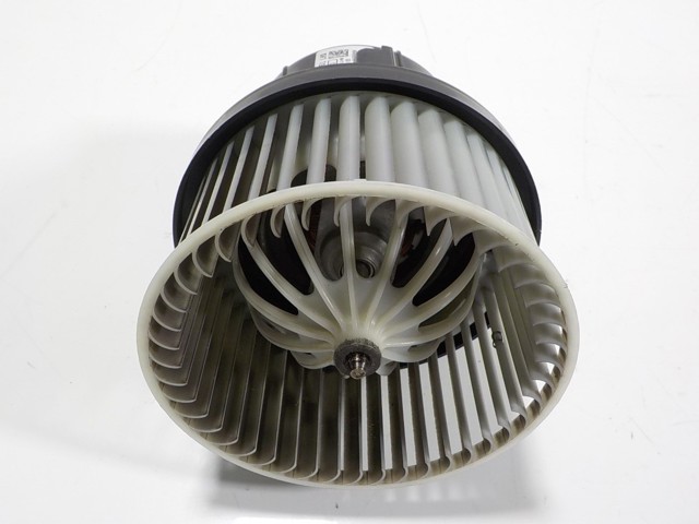Купити LR159881 Land Rover 