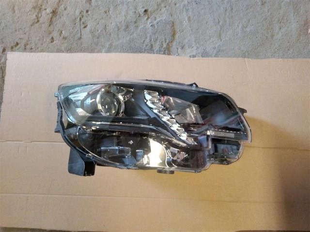 Фара передня права Peugeot/Citroen 9816827180