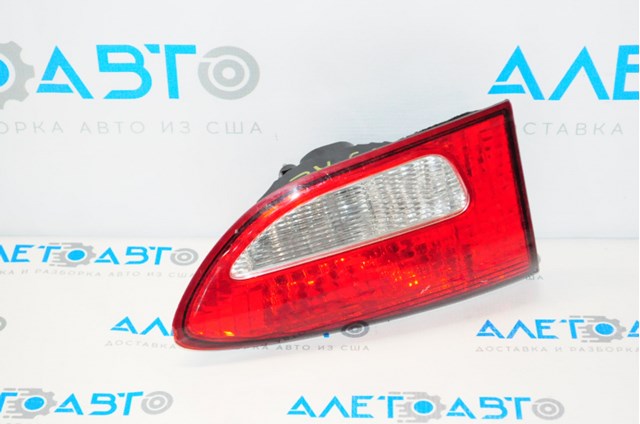84251XA01A Subaru Задня ліва внутрішня фара