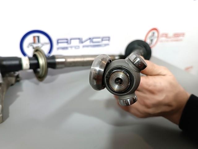 Піввісь права FTD62550XA Mazda