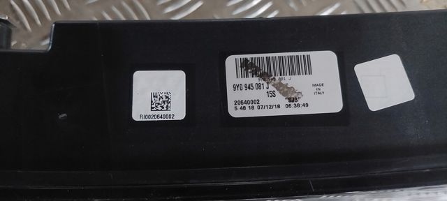 9Y0945081J Porsche Ліхтар багажника