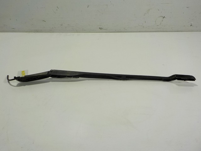 Ричаг склоочисника Peugeot/Citroen 9823606980 ціна, від 33.01 USD
