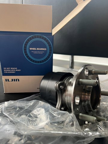 Маточини задніх коліс Iljin IJ113062 ціна, від 101.44 USD