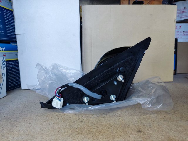 Купити 8791033530 Toyota Дзеркало праве