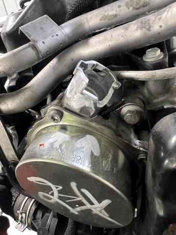 Купити 1010201Q4F Nissan/Infiniti Двигун