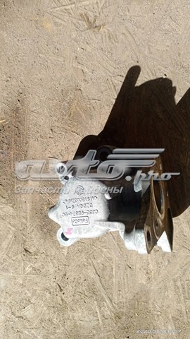 CJ5E9B374BC Ford Кронштейн паливного насосу ПНВТ
