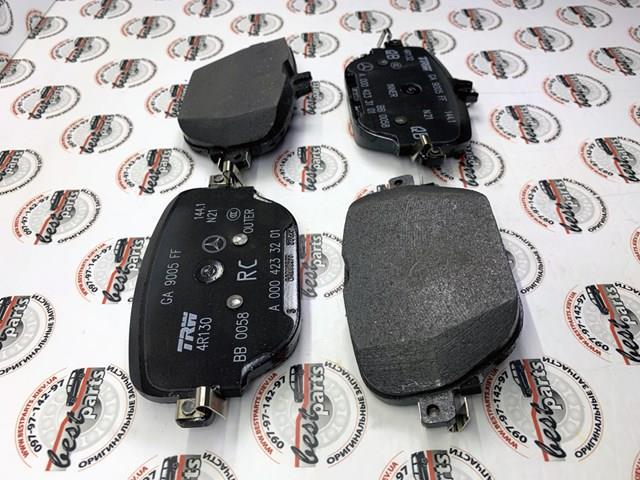 Купити A0004207703 Mercedes Задні колодки