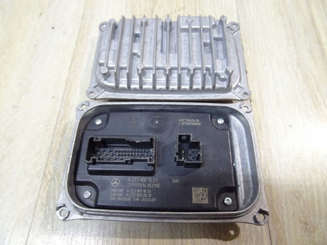 Купити A2239001521 Mercedes 