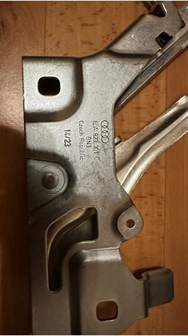 80A823301 VAG 