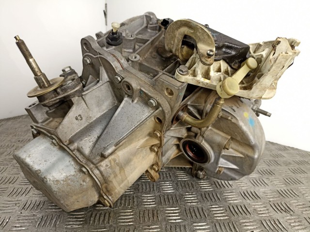 МКП в зборі Peugeot/Citroen 20DP13 ціна, від 161.06 USD